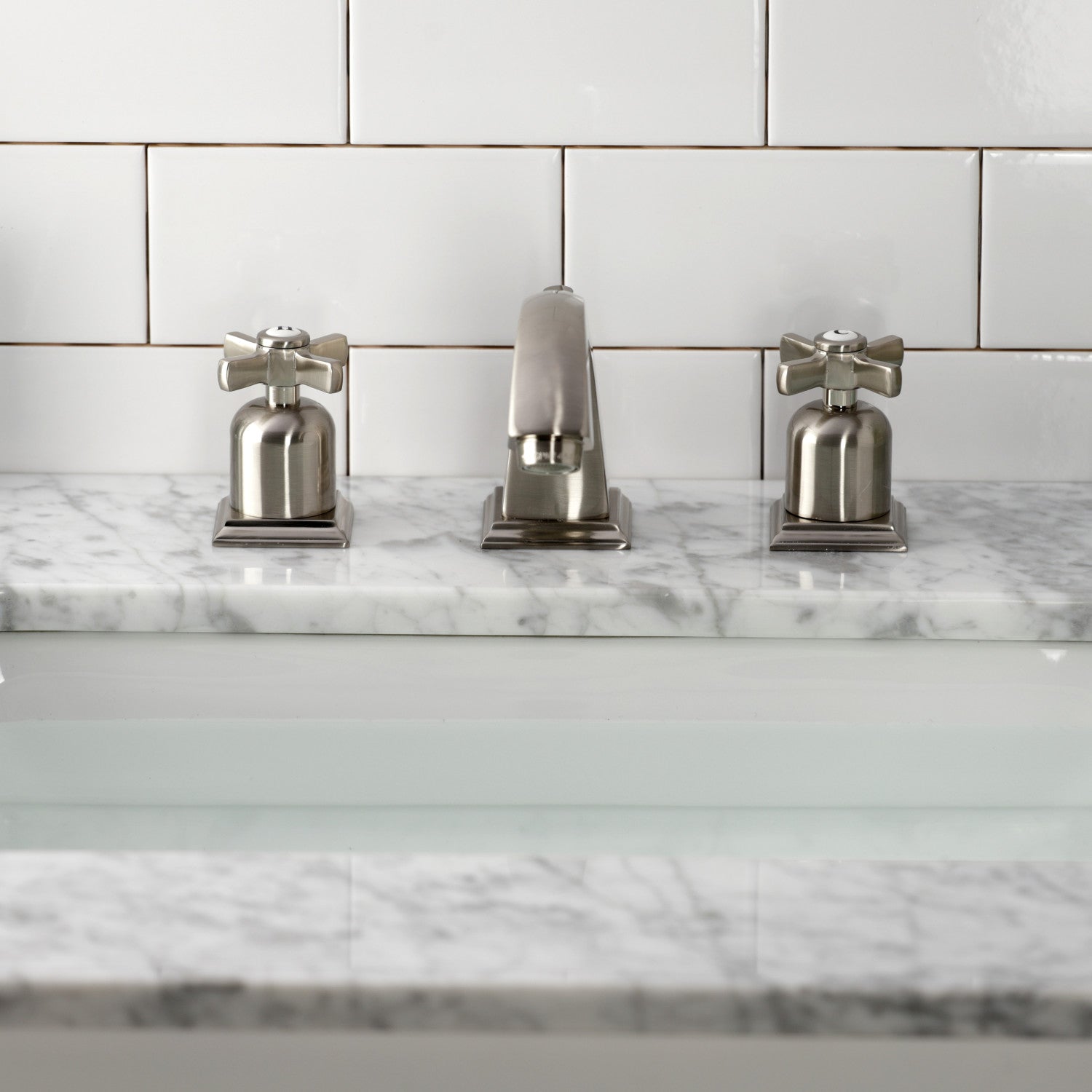 Kingston Tulare FSC4688ZX - Millennium Two-Handle 3-Hole Deck Mount Widespread Bathroom Faucet with Pop-Up Drain, Brushed Nickel — thumbnail 3